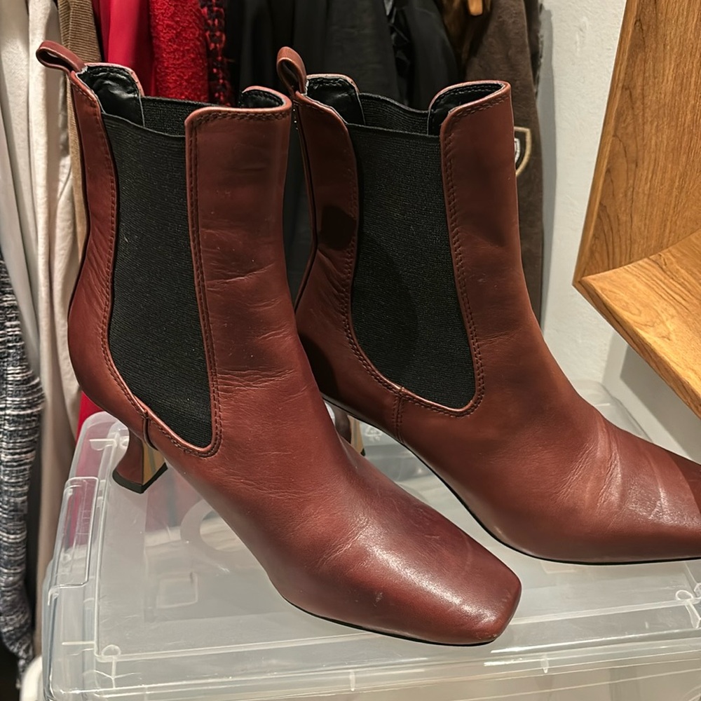 brown boots
